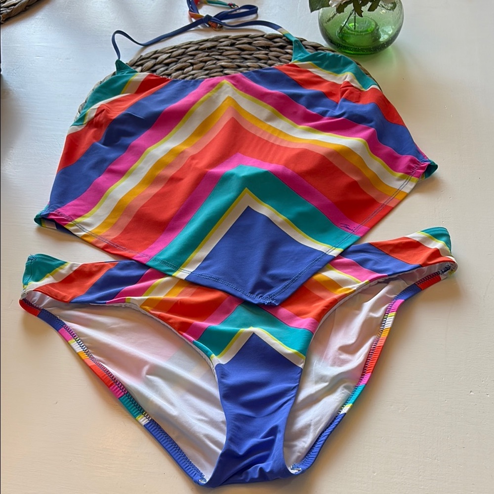 Trina Turk Sunset Chevron Handkerchief Tankini Top & Bottom Swimsuit Set size 12 - Picture 4 of 12